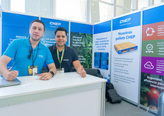 Kristofer Estrada, Adrián Muñoz, CHEP.
