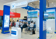 Meeting at Nutricontrol´s booth.
