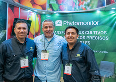 Omar Yañez, Arturo Urrea & Carlos Velázquez, Phytomonitor.