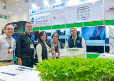 The team of Fibredust, Proptek, Airtray, Ellepot.