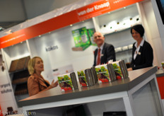 Van der Knaap presented the My Kitchen Garden packages for retailers. Consumers can now easily grow radish, rocket salad and basil in their kitchen