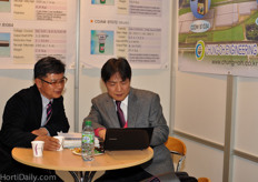 Soo Boo Park from Chung-Oh Engineering in conversation with a client.