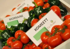 De Ruiter, Monsanto's greenhouse vegetable division, was present with their well known cluster tomatoes. According to their Dutch reps, Komeett obtained a big market share in the Dutch greenhouses. It's successor Merlice is also doing very well.