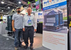 Also Moshe Maroko from Agam Energy Systems was present with the Climate Converter. On the left his US distributor Zev Ilovitz from Resource Systems