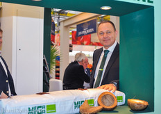 Peter Zethof from Mega Substrates / Shakti Cocos