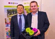 Robert Wu of Oboya and Wojciech Szcepanski from VEFI. Oboya recently acquired VEFI. More about this later on Hortidaily.