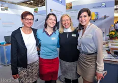 Uschi Eckner, Maria Poma and Maaike Hamer from Stelzner together with Jannelie Bras from HortiDaily.com.