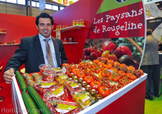 French tomato grower Bruno Villa in the booth of Rougeline. Villa has many innovations to announce in 2014; more on this later at HortiDaily.com