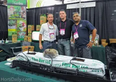 Sunshine grower Craig at the booth of Fibre Dust with Tim and Raj.