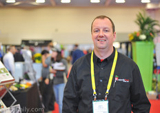 Arie Alblas of Roeland's Plant ; Ontario's newest propagator. Learn more about Roeland's plant in this article: http://www.hortidaily.com/article/10792/Promising-first-year-for-Ontarios-newest-propagation-greenhouse-Roelands-Plant-Farms