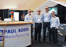 The team from Paul Boers and Prins Greenhouses foresees a very bright future, which makes them wear sunglasses.