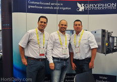 Juan Gonzalez and Robert Gibson of Hoogendoorn America together with Case Versnel of Gryphon Automation.
