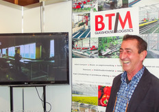 Gerard Baggermans of BTM Glashouse Logistics. They operate worldwide. Most of their client are from Asia.