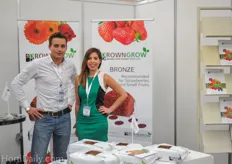 Birthday boy Steffen Kraushaar of Browngrown Coir together with Rebecca. Read more about their substrates in this article: http://www.hortidaily.com/article/9134/BrownCoir-to-introduce-BrownGrow-growing-media-at-Greentech