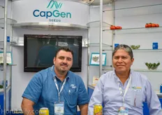 Ernesto Magaña Félix from GapGen Seeds and Rubén Araoz Maldonado from Agro-Smart.