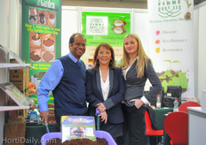 Sam Ahilan, Lilian Runkat and Nicoletta Lia of FibreDust.