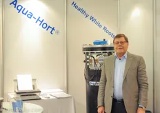 Aksel de Lasson of AquaHort has sold more than 900 Aquahort machines! Learn more about his machine here : http://www.hortidaily.com/article/12586/Aqua-Hort-installation-improved-our-crop-quality