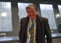 Hermen de Graaf of Vakblad voor de Bloemisterij.