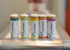 Very easy to use IPM applications from Viridaxis. Learn more here ; http://www.hortidaily.com/article/4363/Viridaxis-now-provides-catch-all-solution-to-aphids