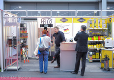 Felco is the manufacturer of the Agrifast Tom System.