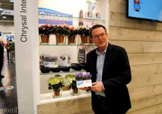 Tjerk van der Schaaf, Chrysal International, showing the reduction of failing plants thanks to the AquaPad
