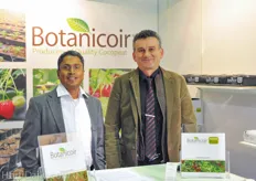 Kalum Balasuriya and Onder Ozansoy of UK coir substrate supplier Botanicoir at the pavilion of the CHA.