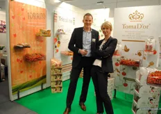 Tomato grower Stoffels Tomaten presents itself for the first time at Fruit Logistica. In the pictur Paul Stoffels and Petra Veldman