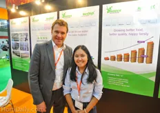 Arjen Janmaat of HortiMax together with his Thai assistant