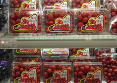 The larger ones with more premium packaging were sold against 4.65 USD.