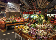 This is the fresh produce section of Ole' , a luxury retailer at the Shops at Kerry Parkside in Shanghai's Pudong district. The retailer has many brands available and even sells exclusive wines and single malts whiskeys of over 5,000 USD.