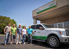 We would like to thank Vine Fresh Acres Ltd. and the team from HortiMaX North America for their hospitality: From left to right the team of HortiMaX at in front of the office in Leamington; Marcel Hazenbroek, Robert Rutgers, Silvester Arendse, Janice Rogers and Peter Yiannou.