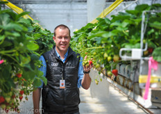 We would like to thank Duffy and the team at Orangeline Farms for their time and hospitality to tour us round their greenhouses!