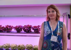 Sanna Rosnell with the new water cooled vertical farming LEDs from NetLed.