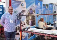 Vahid Bagheri from Hydroponic Systems with the new hanging gutter design.