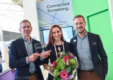 Hugo Plaisier, Olga Sholomova and Wouter de Jong of Svensson were proud to have won an award for their Conected Screening solutions that they developed with Hoogendoorn.