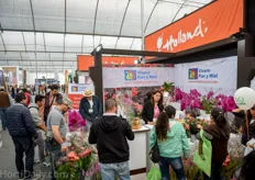 Busy times for Mexican flower grower Flor Y Miel at the Dutch pavilion.