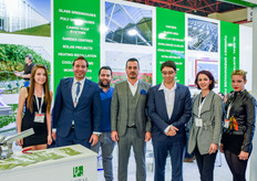 The complete team of B.G. Global.