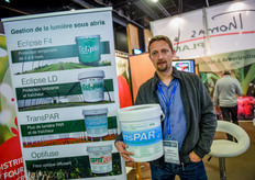 Frederic Robert of Sudlac at the booth of Cecoval, one of their French distributors.