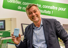 Bas Visser of Wirelessvalue was present in the HortiMaX booth with the Agrisensys system.