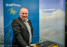 Wessel van Waveren of insurance company Hagelunie informed us that they had a few French customers last year that were hit by hail.