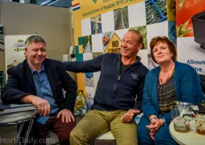 Rudi ten Have and Monique Poppe of Benfried catching up with Ronald Kloppenburg of Luiten Greenhouses/
