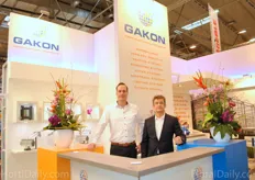 Gakon in the new company style, with Olaf Mos and Henk van Gaalen