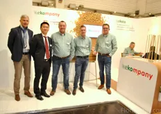 Wei Qin, Arjan Roelen, Jo Slijpen, Theo van der Hork en Jan-Markus de Jong, Ekompany. Business is going well at the company.