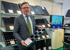 Alfred Boot of Herkuplast informed us about a new line of strawberry bed trays for one time use.