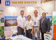 Don Kester and Peter Spaans of Van der Hoeven welcomed Japanese greenhouse entrepreneur Taizo Sano and Shan Halamba of Riococo at their booth. They are working together on a nice project, of which more is to be announced soon.