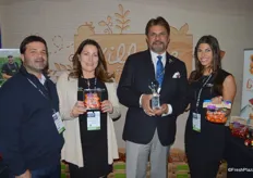 The team of Village Farms was one of the ten finalists of the Joe Nucci Award for their Lorabella tomato. From left to right proudly showing Lorabella tomatoes as well as the finalist award are: Michael Minerva, Helen Aquino, Michael DeGiglio and his daughter Krysten DeGiglio.