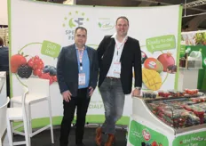 Ralph Bogers en Johan van Alphen van Special Fruit, de zachtfruitspecialist.