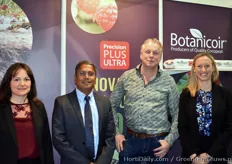 The Botanicoir team! Precision PLUS ULTRA is the patent rights and 100% washed and buffered substrate for soft fruit