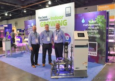 Mike Marino, Henry Vangameren & Bill Whitaker with Priva