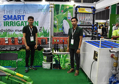 Tossawat Moonsan & Attaporn Putyeesan with SuperProducts.